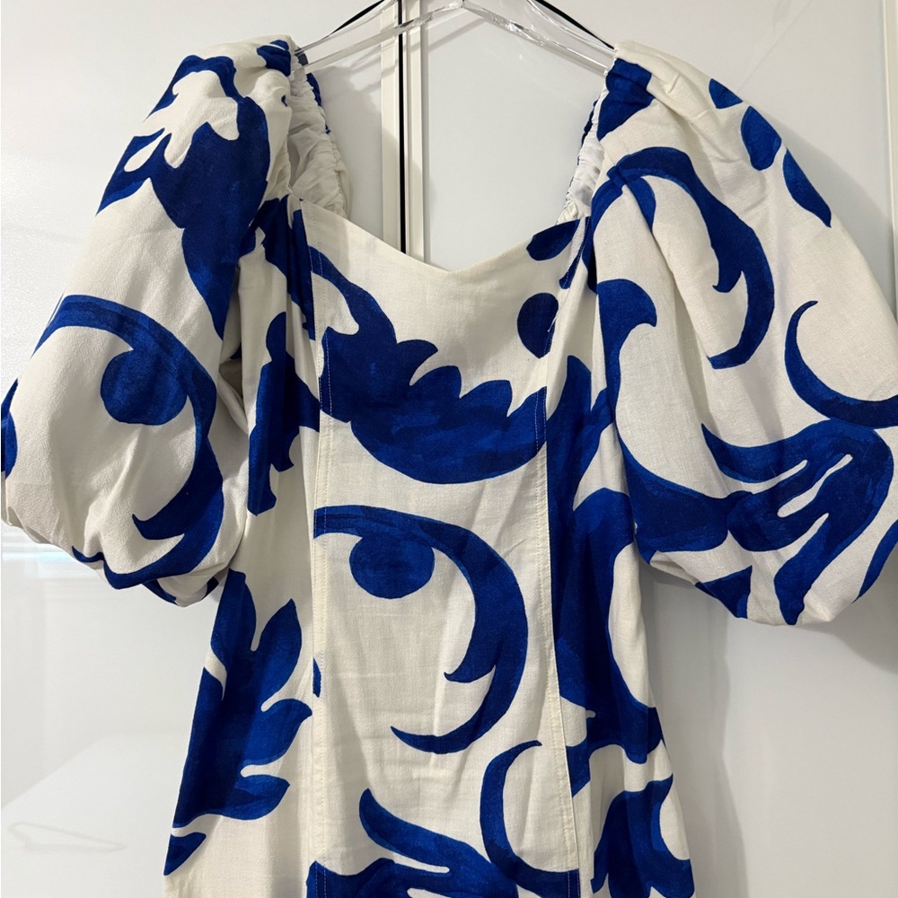 H&M Elegant Blue and White Floral Dress Puffy Balloon Sleeve - Picture 7 of 8
